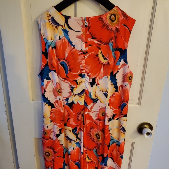 T Tahari sleeveless dress - Picture 3 of 6